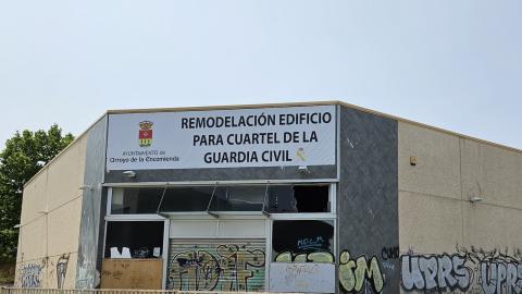 Inmueble que se convertirá en el cuartel de la Guardia Civil de Arroyo.