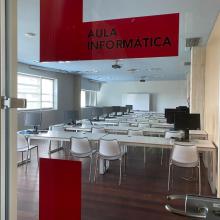 Sala de ordenadores de la Casa de Cultura.