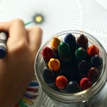 Publicación de los listados de adjudicación de plazas de las Escuelas infantiles Arco Iris y Mini Cole