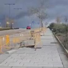 El Ayuntamiento repara las aceras de la calle Almazara, avenida de Aranzana y carretera de Ciguñuela