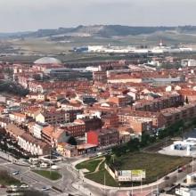 El Ayuntamiento reduce un 5% el impuesto de vehículos y un 3% el IBI