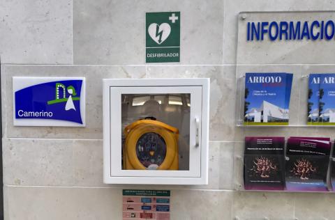 El Ayuntamiento adquiere nueve desfibriladores para completar la seguridad en las instalaciones municipales