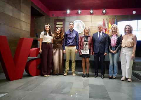 Rueda de prensa de presentación de nueva Cátedra de Cuidados